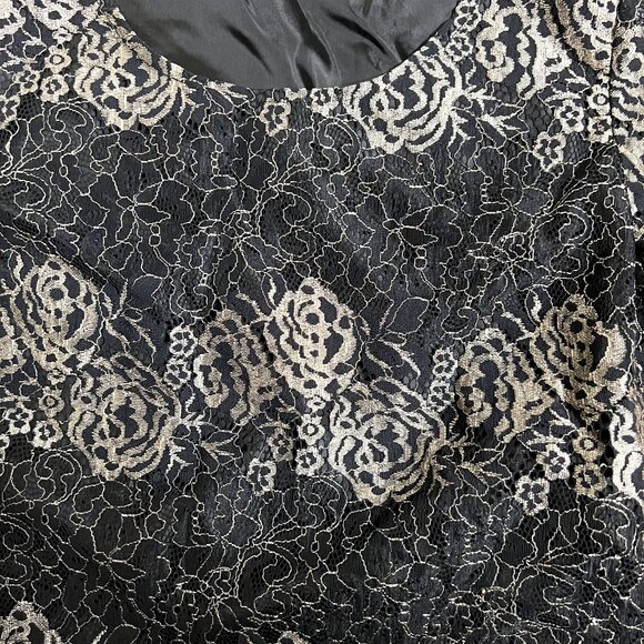 Wild Blue x Sadie Robertson Black Gold Floral Crop Top (medium) - Picture 8 of 8